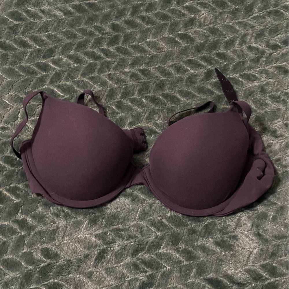 SKIMS Black PushUp TShirt Bra